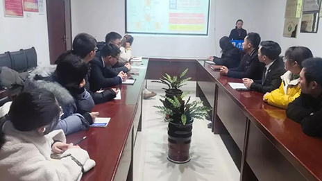 关爱员工，，云顶集团3118先行&mdash;&mdash;六安店开展商保宣导活动