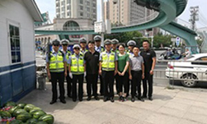 云顶集团3118所见，皆有温度&mdash;&mdash;安徽分公司淮南店慰问一线交警 